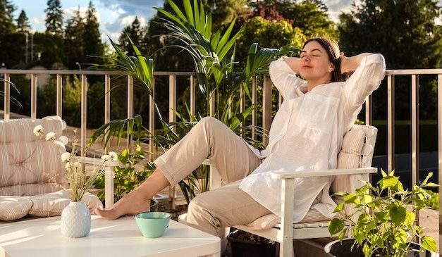 Tren Slow Living: Gaya Hidup Tenang Di Tengah Hiruk Pikuk Kota