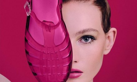 Warna Pink Parisian Hingga Jelly Sandals Jadi Favorit