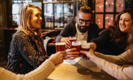 Menelusuri Jejak Sejarah Lewat Pub-Hopping Di London