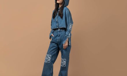 Kebangkitan Denim Pastel Jaket Jeans Jadi Tren Utama 2026