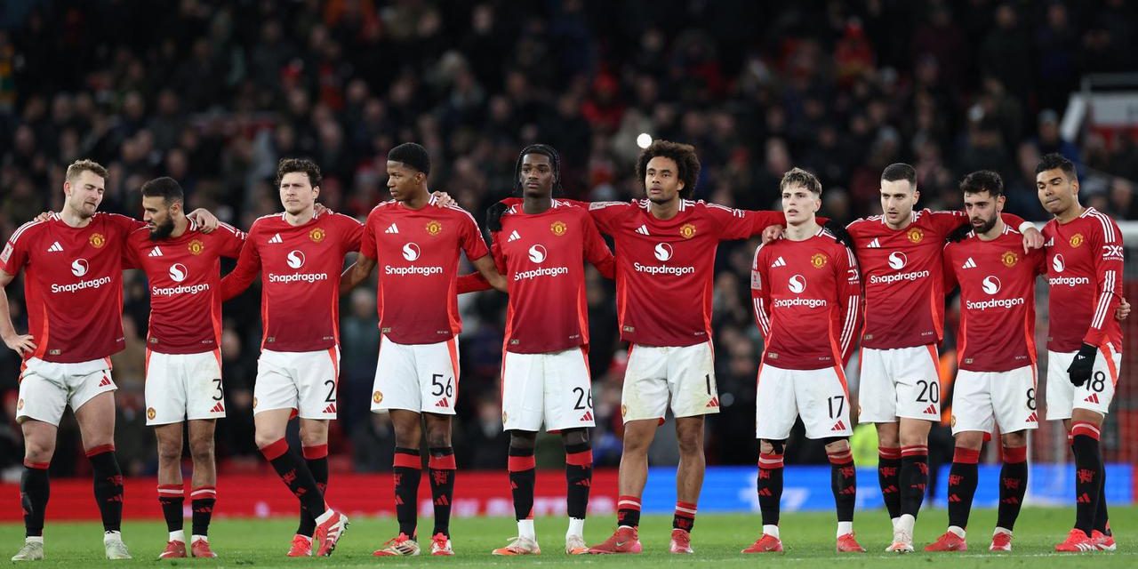 Manchester United Cuci Gudang: 8 Pemain Senior Masuk Daftar