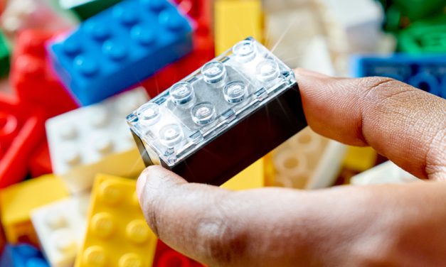 Lego Rilis Smart Bricks, Balok Pintar Berlampu Dan Bersuara!