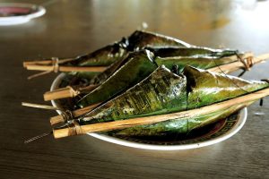 Pengkang Khas Pontianak: Gurihnya Ketan Bakar Berisi Udang Ebi