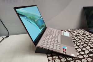 Laptop Asus Zenbook S 13 OLED Resmi Meluncur Di Indonesia