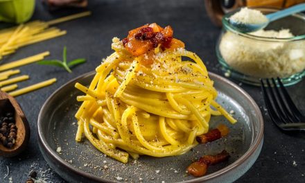 Carbonara Autentik Roma: Alasan Krim Dianggap Kesalahan Besar