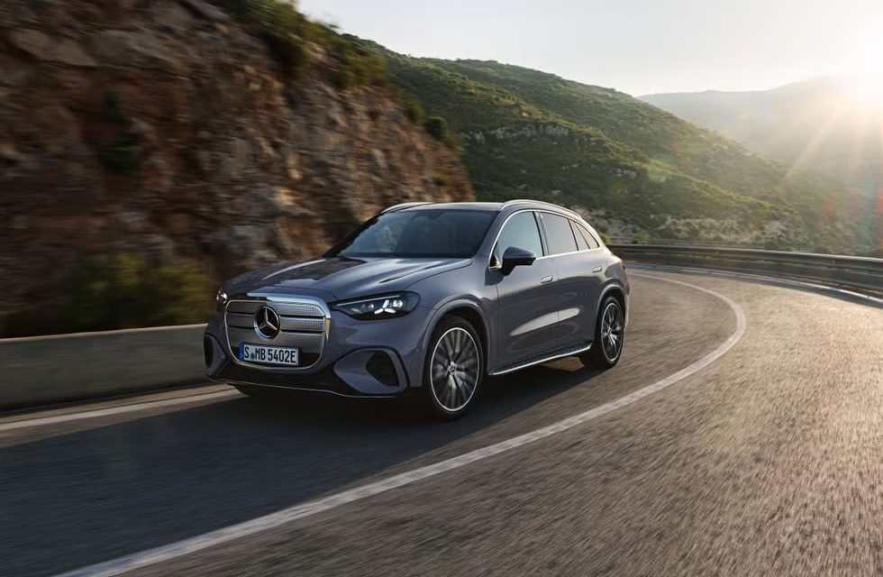 Mercedes-Benz GLC EV Mulai Uji Jalan Pakai Platform MB.EA