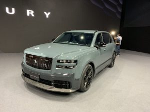 Spesifikasi Toyota Century SUV Atap Terbuka Yang Rilis Terbatas