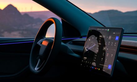 Tesla FSD V13 Integrasikan Navigasi AI Khusus Cuaca Buruk