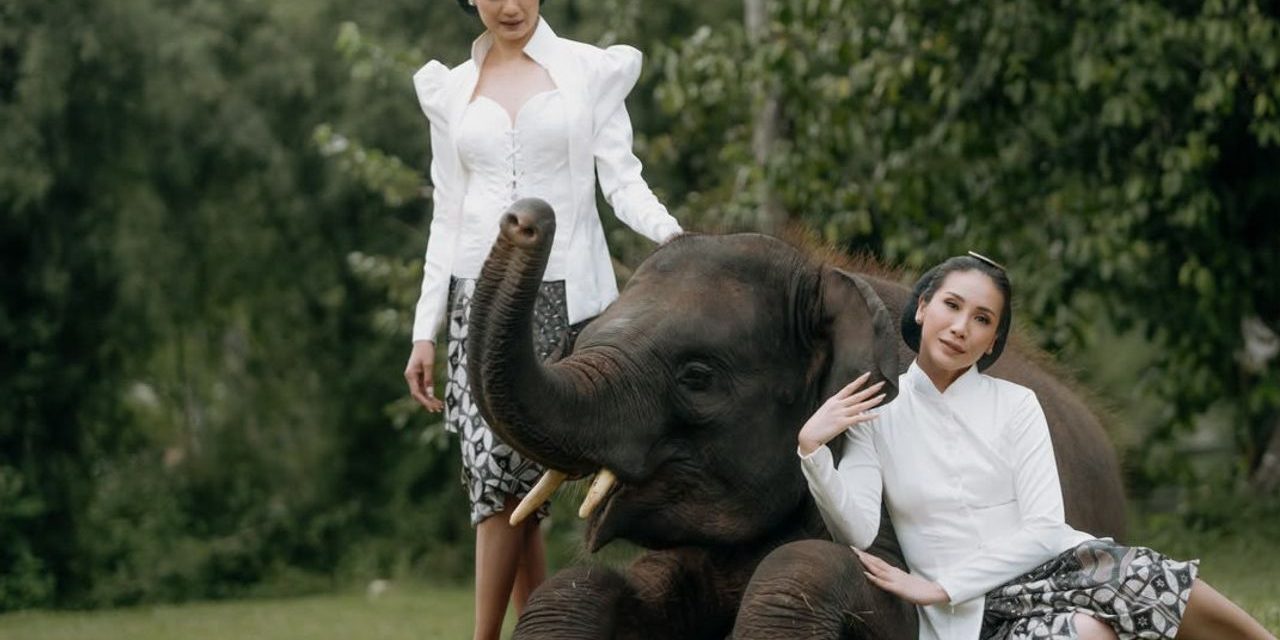 Kebaya Adhikari Hadir di IFW 2026: Pelestarian Gajah dan Budaya