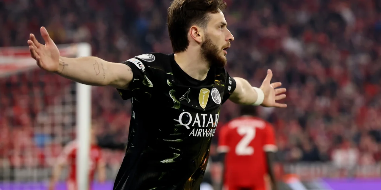 Khvicha Kvaratskhelia Kembali Fokus Bawa PSG Rajai Eropa