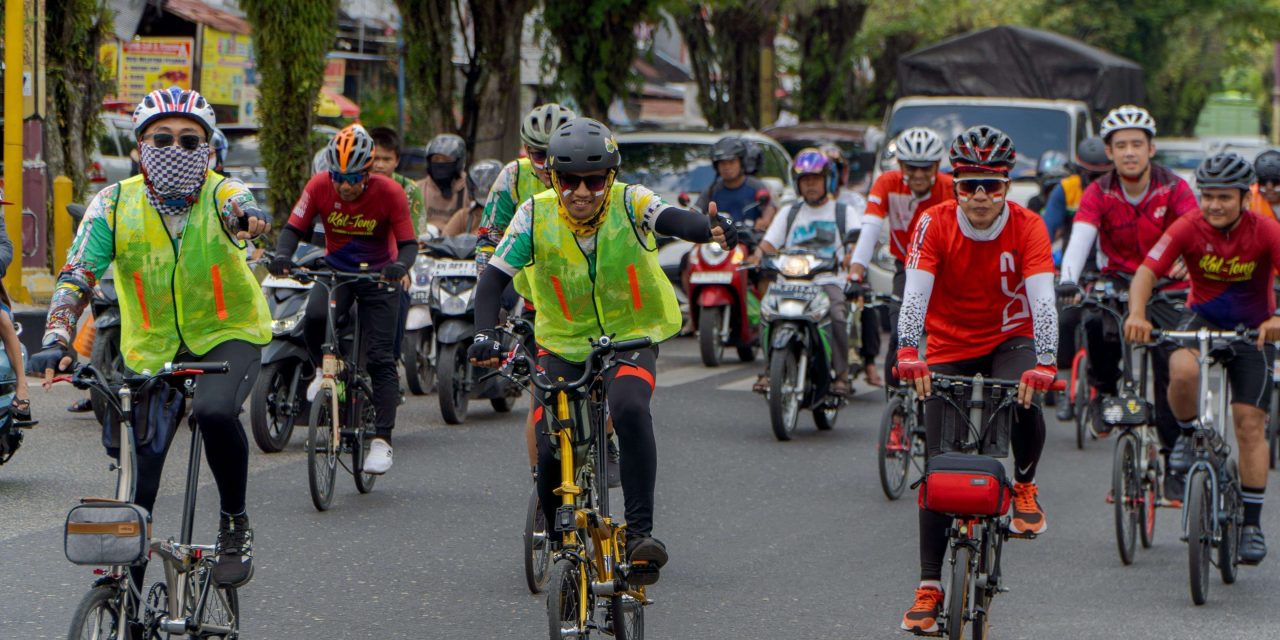 Trik Komunitas Sepeda Lipat Nikmati Rute Coffee & Culinary Ride